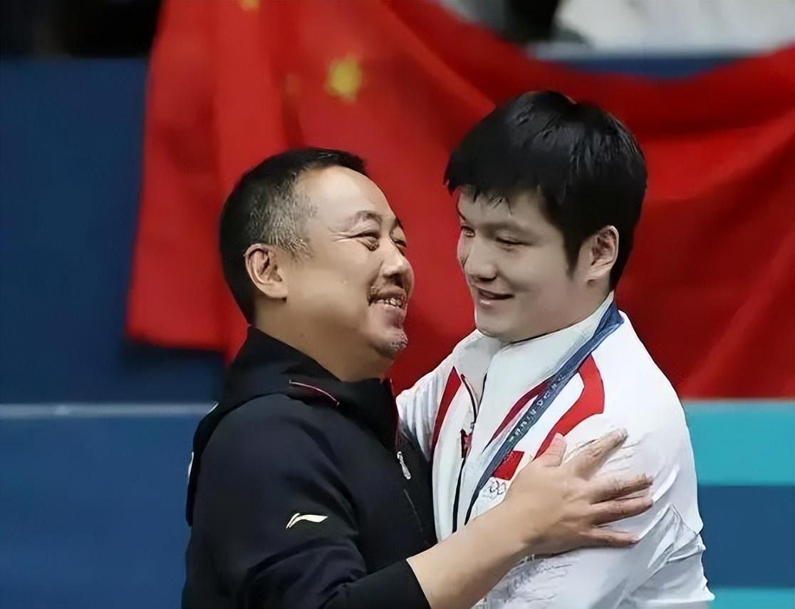 杨瀚森季前赛总结：存4大进步基本坐稳第三中锋 面临机遇与挑战